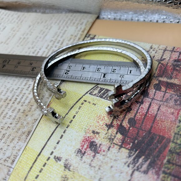 Set Bundle 2 Southwestern Silver Hammered Cross Cuff Bangle Bracelets - Picture 12 of 14